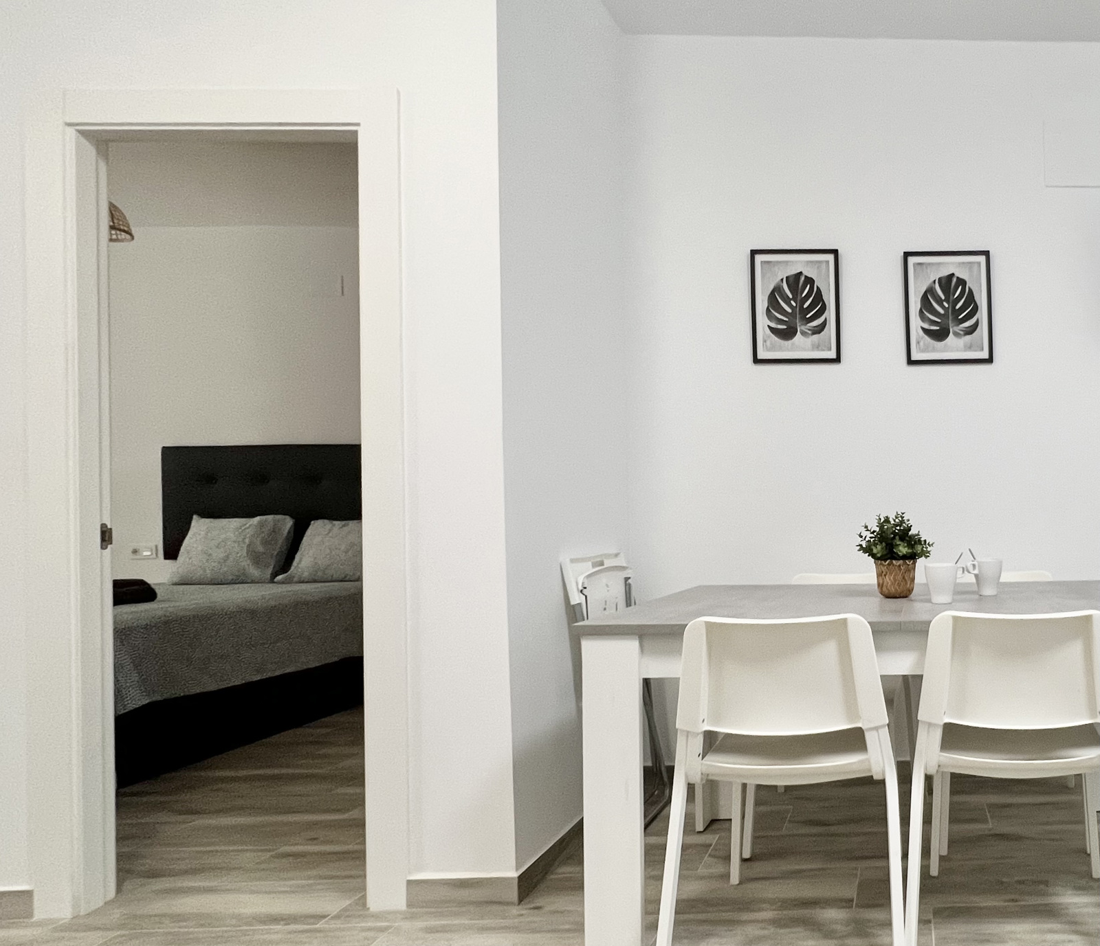 Holiday rental apartaments in Málaga. Apartments in the city center and El Palo beach. The best location in Málaga. - Los Tilos Suites Apartamento 1 dormitorio