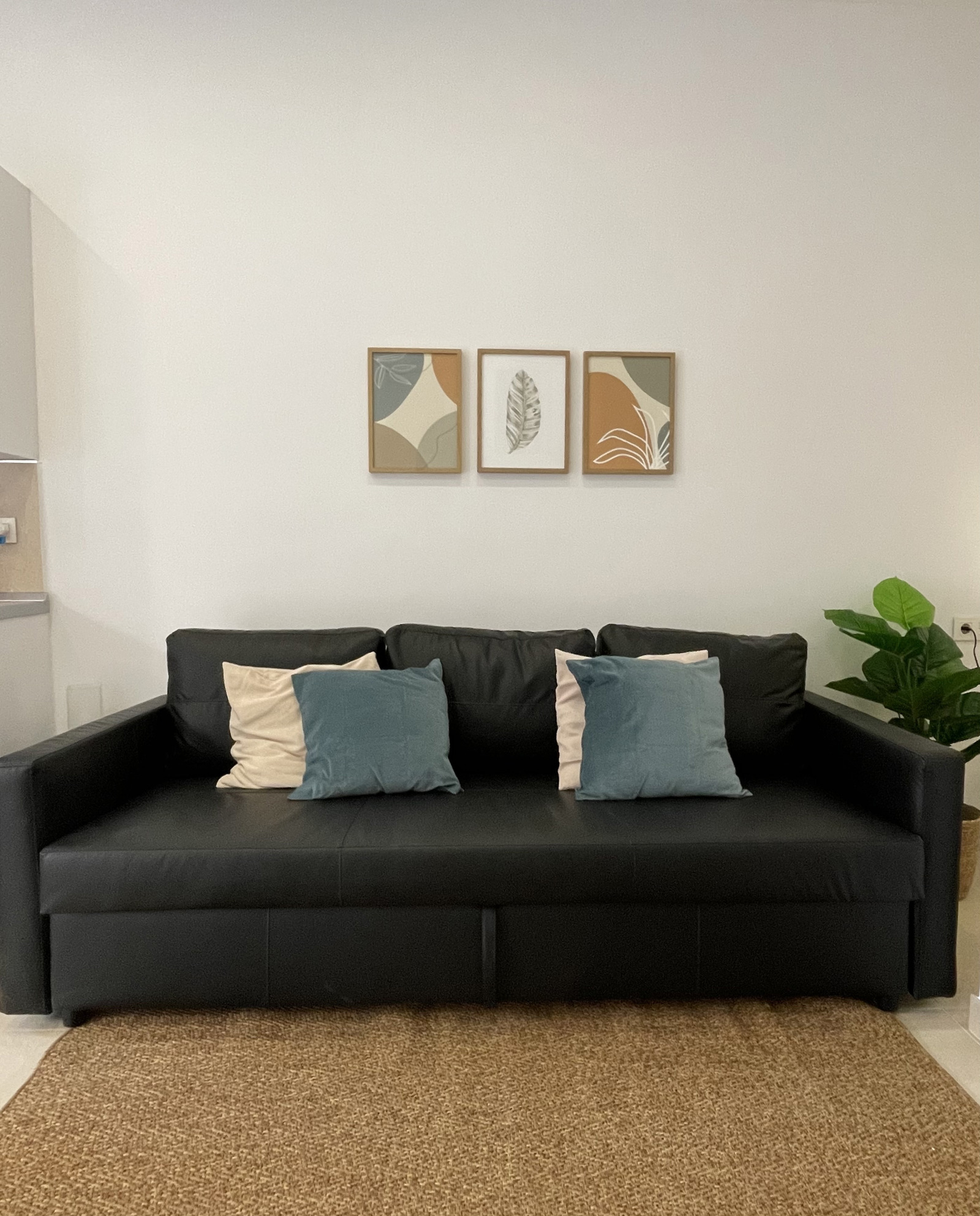 Holiday rental apartaments in Málaga. Apartments in the city center and El Palo beach. The best location in Málaga. - Estación Centro VIALIA 7